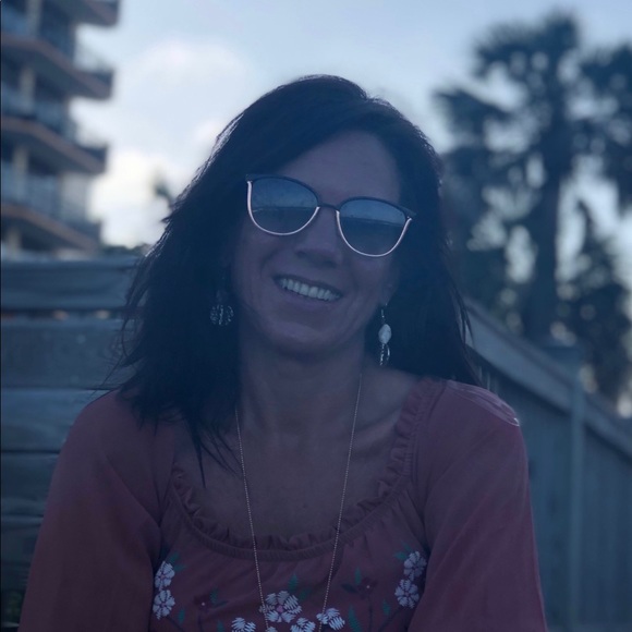 Meet your Posher, Kristy - Picture 10 of 15